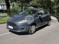 Usata Ford Fiesta Titanium 101 CV (74 kW) 2013 Grigio Utilitaria