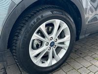 Usata Ford Kuga 150 CV (110 kW) 2017 Nero SUV