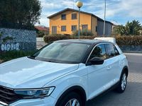 Usata VW T-Roc 150 CV (110 kW) 2019 Bianco SUV