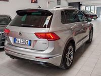 Usata VW Tiguan R-line 150 CV (110 kW) 2018 Grigio SUV