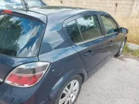 Usata Opel Astra 101 CV (74 kW) 2007 Berlina