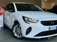 Usata Opel Corsa Design & Tech 102 CV (75 kW) 2023 Bianco Utilitaria