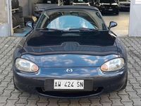 Usata Mazda MX5 110 CV (80 kW) 1998 Grigio Cabrio