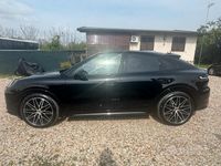 Gebraucht Porsche Cayenne 353 PS (259 kW) 2024 Schwarz SUV