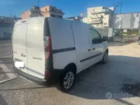 Usata Renault Kangoo 90 CV (66 kW) 2018 Bianco Monovolume