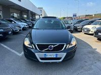 usata Volvo XC60 XC602.4 d4 (d3) awd / TETTO PANORAMICO