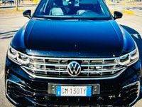 Usata VW Tiguan R-line 150 CV (110 kW) 2023 Nero SUV