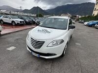Usata Lancia Ypsilon Platinum 69 CV (50 kW) 2015 Bianco Utilitaria
