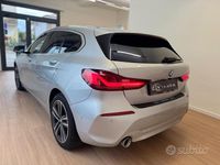 Usata BMW 116 Sport Line 115 CV (84 kW) 2021 Grigio Utilitaria