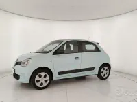 Usata Renault Twingo 60 kW (82 CV) 2023 Blu Utilitaria