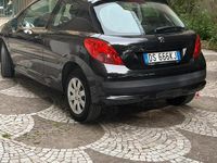 Usata Peugeot 207 95 CV (69 kW) 2008 Nero Berlina