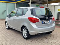 Usata Opel Meriva Cosmo 95 CV (69 kW) 2015 Giallo Monovolume