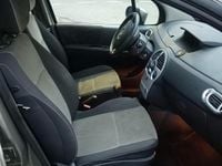 Usata Renault Modus Dynamique 74 CV (54 kW) 2009 Marrone Monovolume