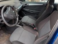 Usata Opel Astra 60 CV (44 kW) 2005 Blu Berlina
