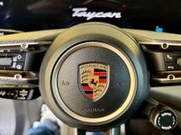 Begagnad Porsche Taycan 4S Performance Package 139 kW (190 HK) 2021 Svart Sedan