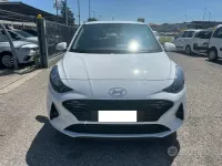 Usata Hyundai i10 67 CV (49 kW) 2024 Bianco Utilitaria