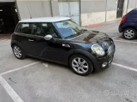 Usata Mini Cooper D 116 CV (85 kW) 2011 Nero Utilitaria