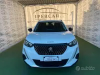 Usata Peugeot 2008 GT 110 CV (80 kW) 2022 Bianco SUV