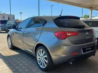 Usata Alfa Romeo Giulietta Progression 140 CV (102 kW) 2012 Utilitaria