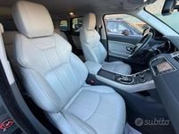 Usata Land Rover Range Rover evoque 150 CV (110 kW) 2016 Grigio SUV