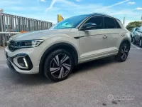 Usata VW T-Roc R-line 110 CV (80 kW) 2022 Beige SUV