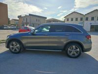 Usata Mercedes GLC200 163 CV (119 kW) 2019 Grigio SUV