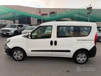 Usata Fiat Doblò Lounge 90 CV (66 kW) 2021 Bianco Monovolume