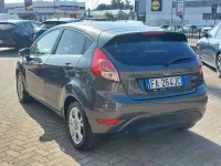 Usata Ford Fiesta Titanium 95 CV (69 kW) 2015 Magnetic grey Utilitaria