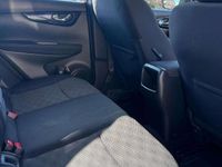 Usata Nissan Qashqai 131 CV (96 kW) 2016 Bianco SUV