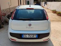 Usata Fiat Punto Evo 75 CV (55 kW) 2011 Bianco Utilitaria