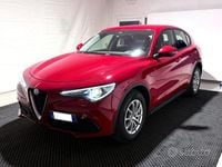 Usata Alfa Romeo Stelvio Business 160 CV (117 kW) 2019 Rosso pastello SUV