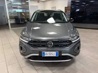 Usata VW T-Roc Sportline 116 CV (85 kW) 2025 Grigio scuro metallizzato SUV