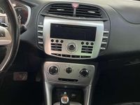 Usata Lancia Delta 120 CV (88 kW) 2011 Nero Utilitaria