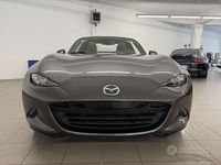 Usata Mazda MX5 Inclusive 160 CV (117 kW) 2018 Grigio Cabrio