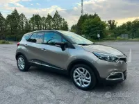 Usata Renault Captur 90 CV (66 kW) 2014 Giallo SUV