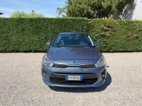 Usata Kia Rio 82 CV (60 kW) 2018 Blu Berlina