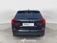 Usata Volvo XC60 Momentum 197 CV (144 kW) 2021 Nero SUV