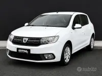 Usata Dacia Sandero Ambiance 75 CV (55 kW) 2017 Bianco Berlina