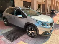 Usata Peugeot 2008 GT-line 99 CV (72 kW) 2017 Grigio SUV