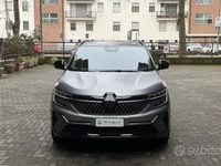 Usata Renault Austral Iconic Esprit Alpine 200 CV (147 kW) 2023 Grigio SUV