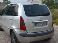 Usata Lancia Musa 70 CV (51 kW) 2006 Grigio Monovolume