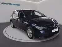 Usata VW Golf VIII Life 110 CV (80 kW) 2020 H7 atlantic blue metallizzato Berlina