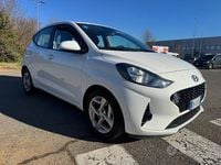 Usata Hyundai i10 66 CV (48 kW) 2023 Bianco Utilitaria