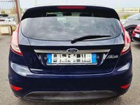 Usata Ford Fiesta Titanium 75 CV (55 kW) 2015 Blu Berlina