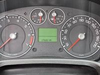 Usado Ford Fiesta 75 HP (55 kW) 2007 Preto Citadino