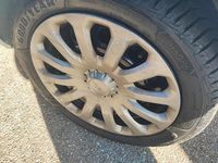 Usata Ford Fiesta Titanium 96 CV (70 kW) 2012 Bianco Utilitaria