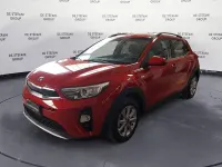 Usata Kia Stonic Style 116 CV (85 kW) 2019 Rosso SUV
