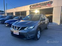 Usata Nissan Qashqai Tekna 131 CV (96 kW) 2017 Grigio SUV