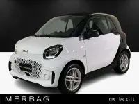 Usata Smart ForTwo Coupé Pure 60 kW (82 CV) 2022 Bianco Utilitaria