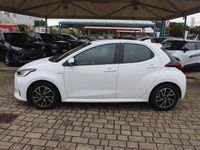 Usata Toyota Yaris Hybrid Trend 92 CV (67 kW) 2022 Bianco Berlina
